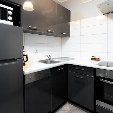 Lesny Dom, Sun & Snow