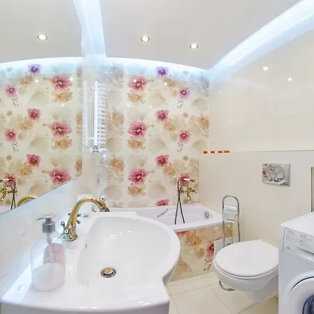 Lesny Dom, Sun & Snow *