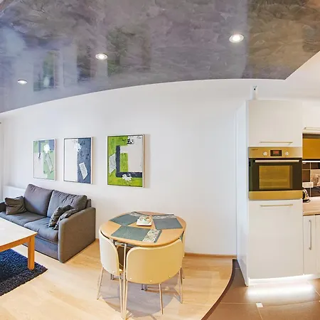 Lesny Dom, Sun & Snow Appartement *