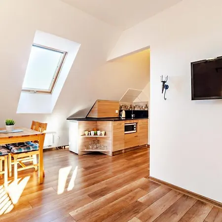 Lesny Dom, Sun & Snow Appartamento *