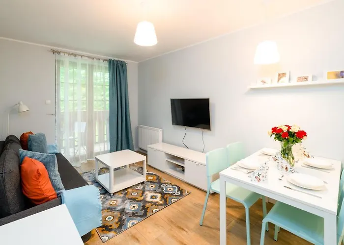 Lesny Dom, Sun & Snow