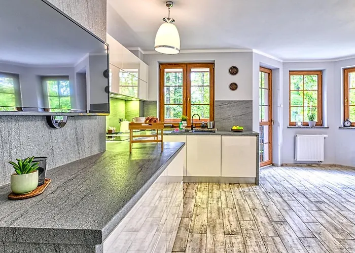 Lesny Dom, Sun & Snow *