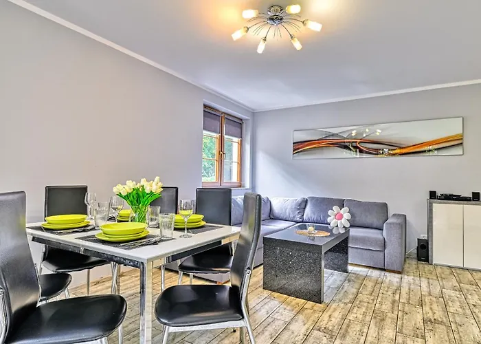 Lesny Dom, Sun & Snow Lejlighed *